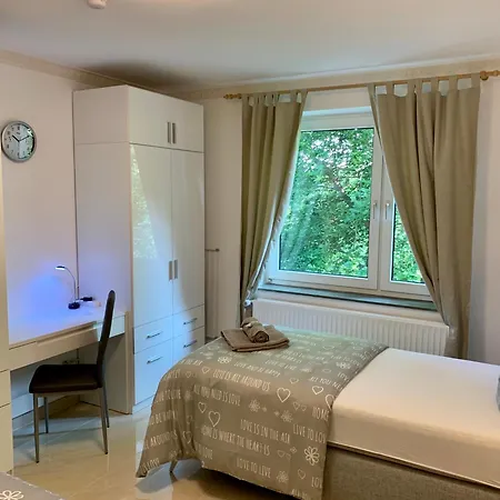 Classic Kian * הנובר